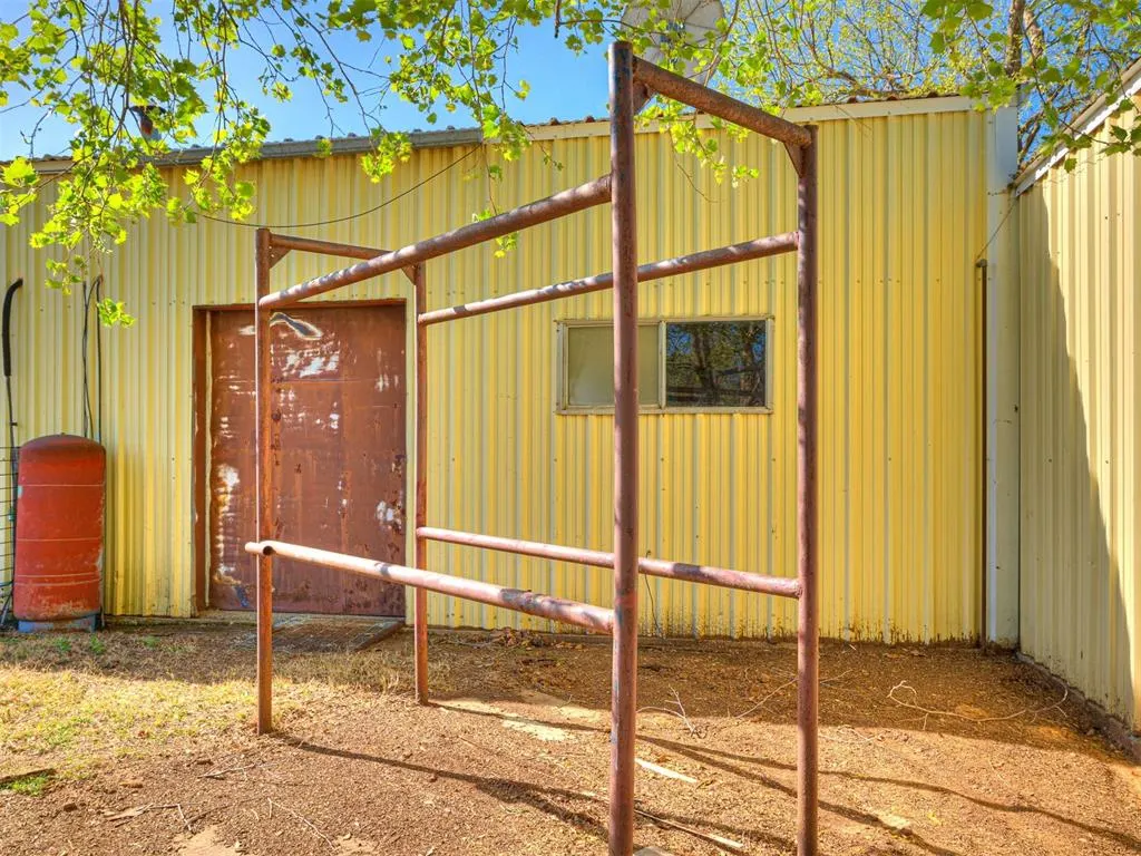 Photo 23 — 601 N Cimarron Road, Tuttle, OK 73089