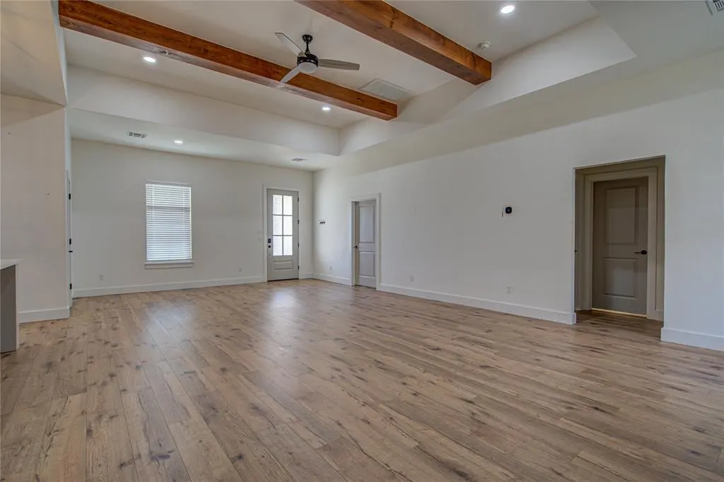 Photo 9 — 401 Clearview Drive, Washington, OK 73093