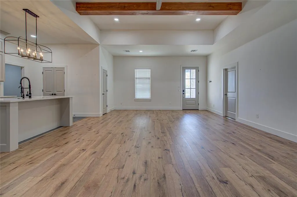 Photo 10 — 401 Clearview Drive, Washington, OK 73093
