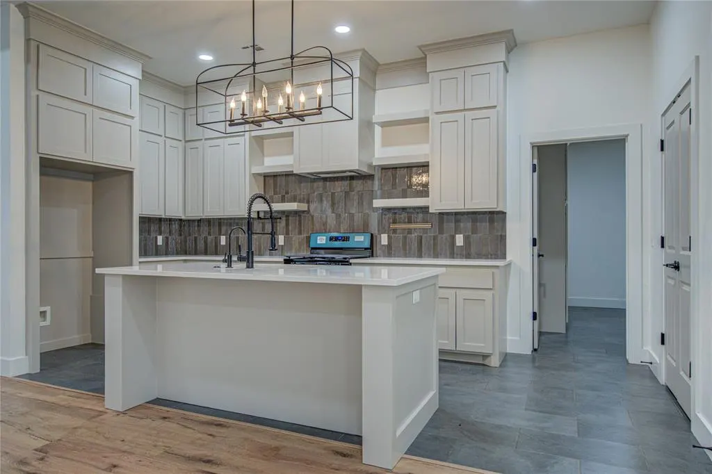 Photo 14 — 401 Clearview Drive, Washington, OK 73093
