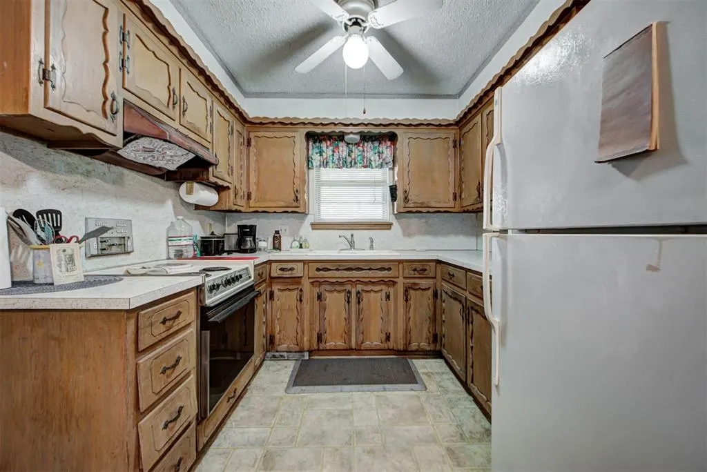Photo 13 — 7728 NW 30th Street, Bethany, OK 73008