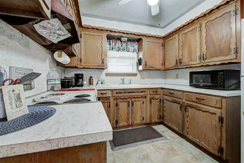 Photo 14 — 7728 NW 30th Street, Bethany, OK 73008