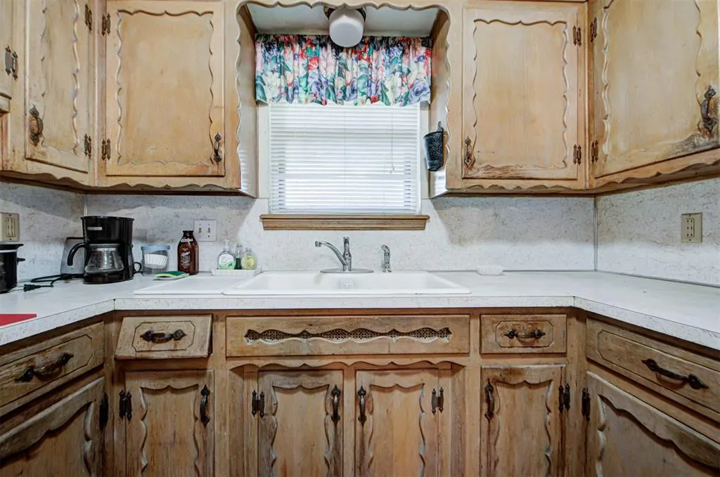 Photo 16 — 7728 NW 30th Street, Bethany, OK 73008