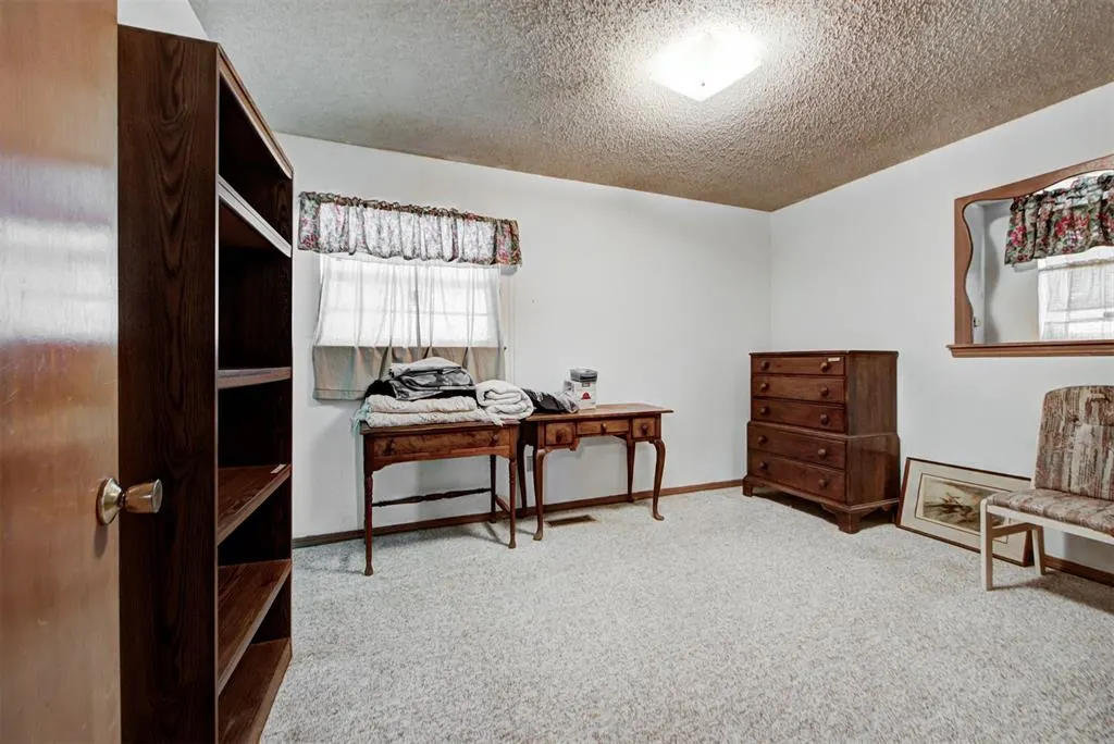 Photo 21 — 7728 NW 30th Street, Bethany, OK 73008