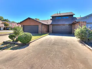 Sold home at 4702 Hemlock Lane