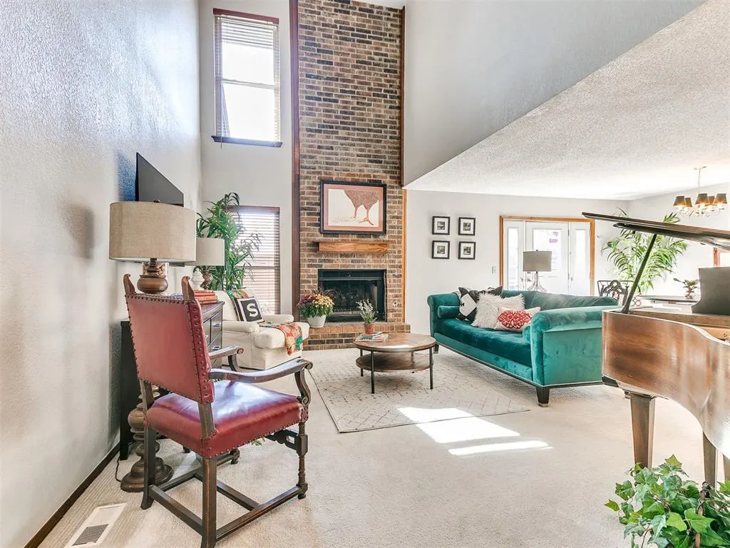 Photo 7 — 4702 Hemlock Lane, Oklahoma City, OK 73162