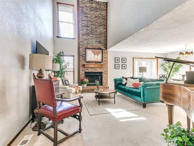 Photo 7 — 4702 Hemlock Lane, Oklahoma City, OK 73162