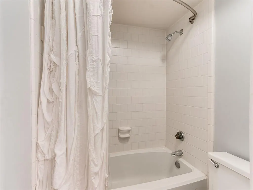 Photo 31 — 4702 Hemlock Lane, Oklahoma City, OK 73162