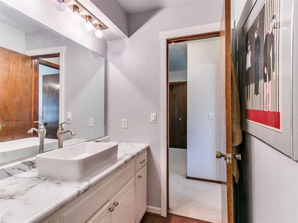 Photo 32 — 4702 Hemlock Lane, Oklahoma City, OK 73162