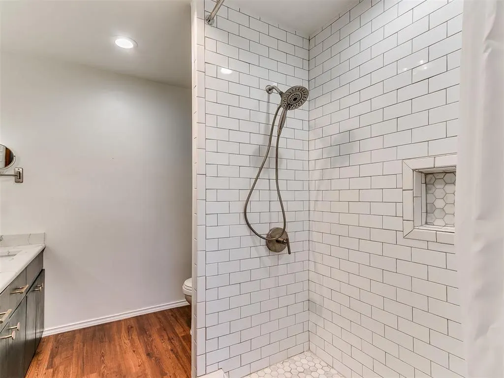 Photo 37 — 4702 Hemlock Lane, Oklahoma City, OK 73162