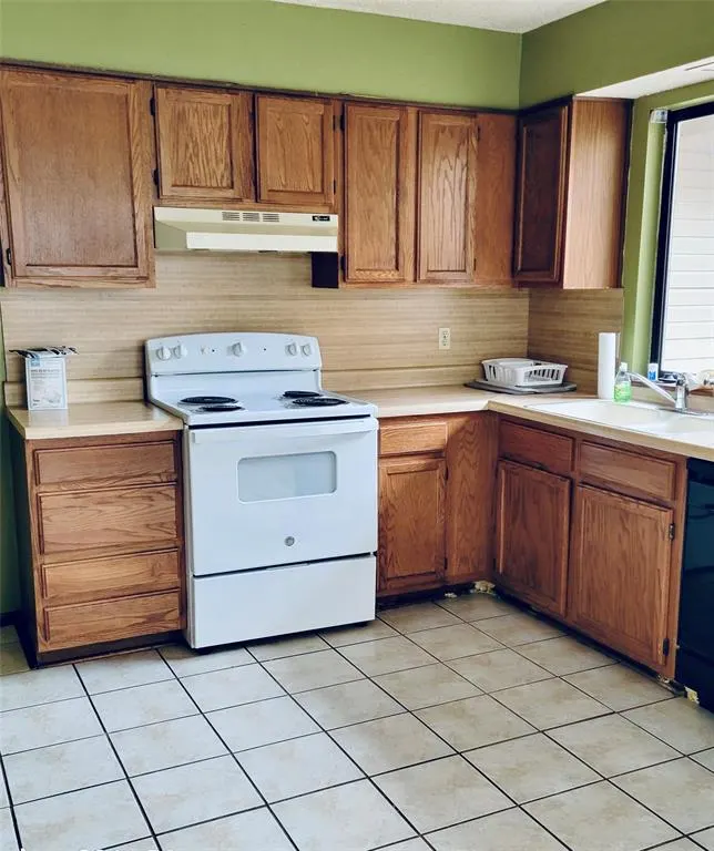 Photo 6 — 1217 Sequoyah Place C, Edmond, OK 73003