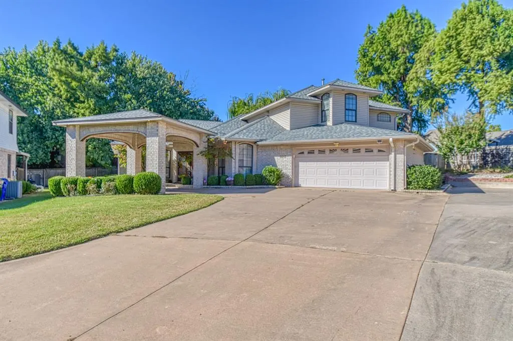 Photo 4 — 3617 Hampton Court, Norman, OK 73072