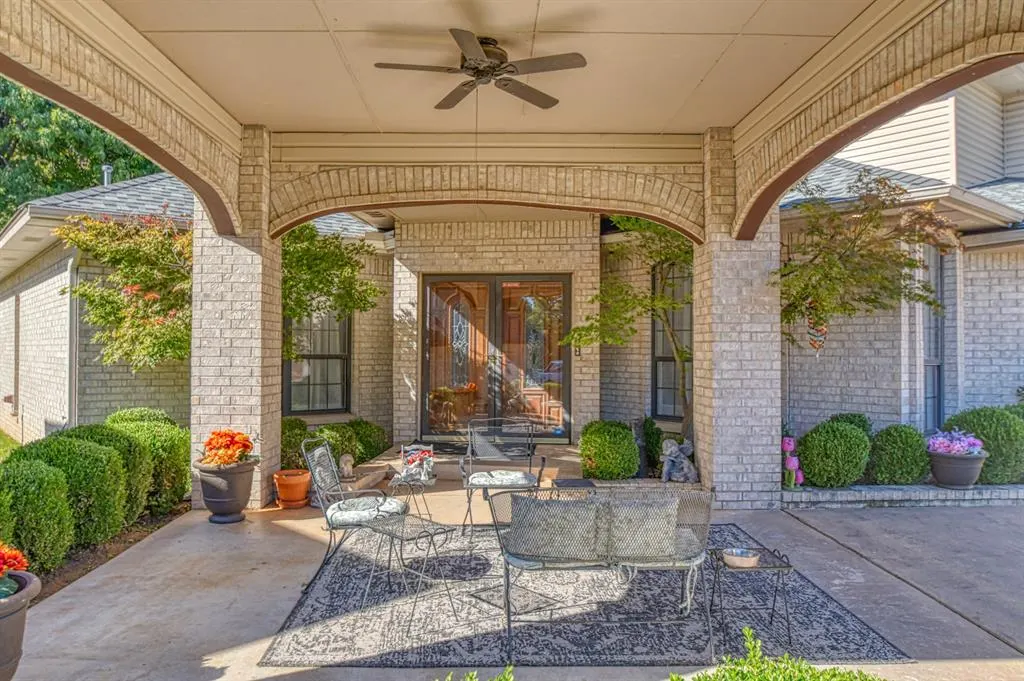 Photo 9 — 3617 Hampton Court, Norman, OK 73072