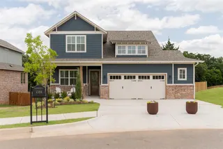 Sold home at 1708 Parkwood Avenue