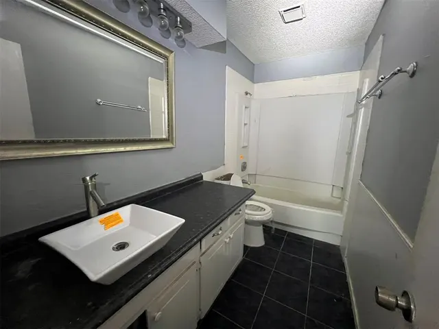 Photo 7 — 11229 N Markwell Street, Oklahoma City, OK 73162