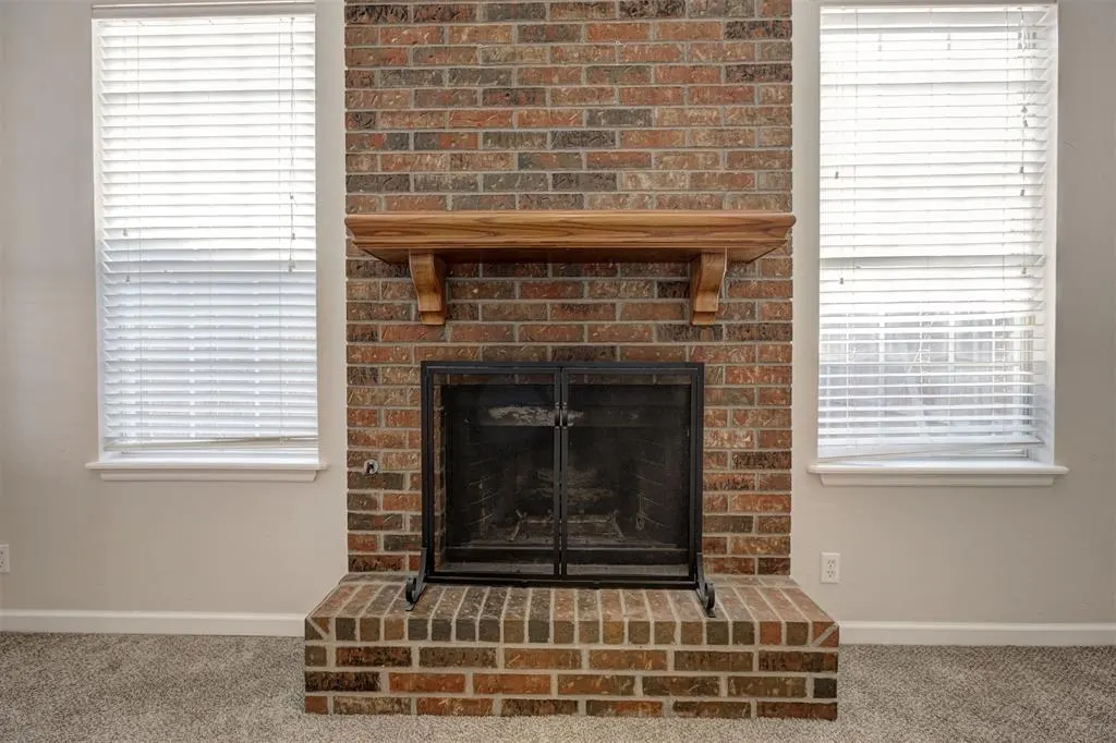 Photo 11 — 909 Pruett Drive, Edmond, OK 73003