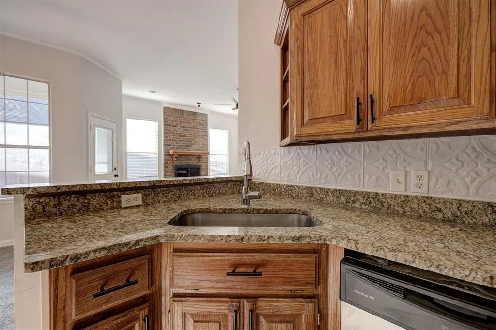 Photo 16 — 909 Pruett Drive, Edmond, OK 73003