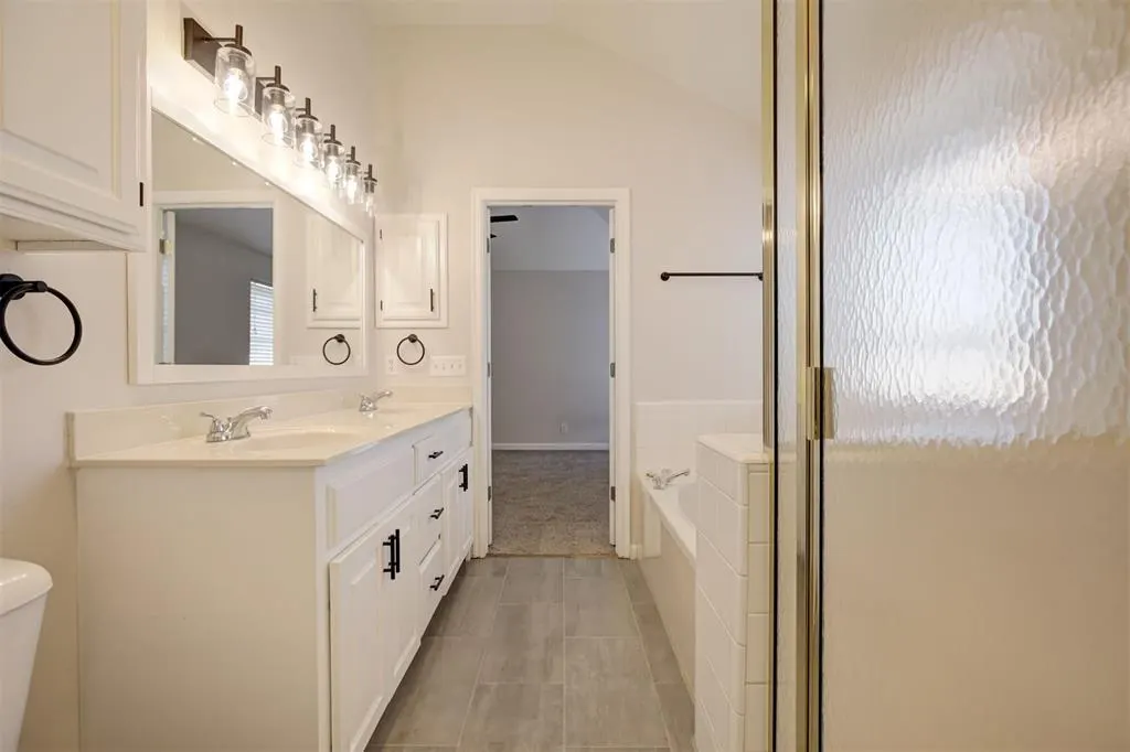Photo 26 — 909 Pruett Drive, Edmond, OK 73003