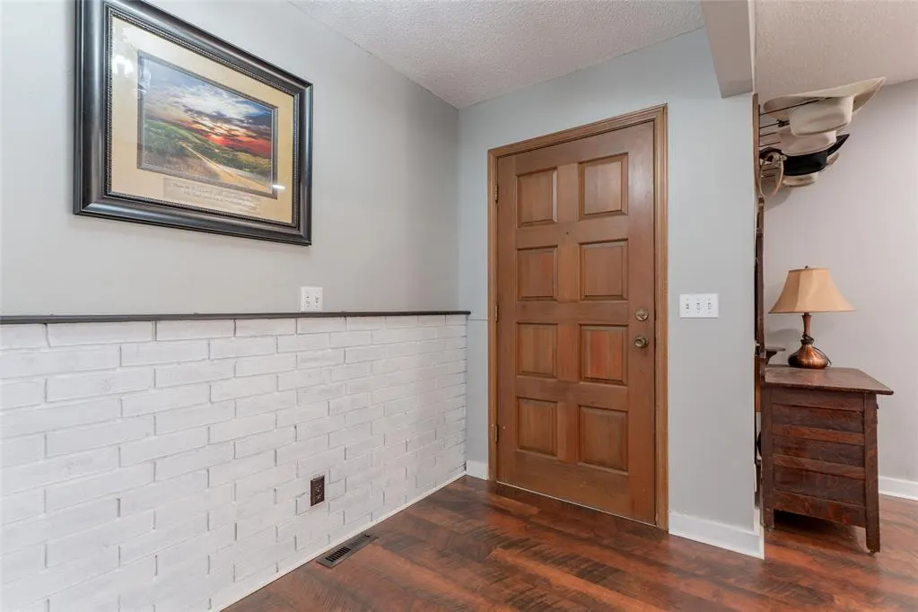 Photo 5 — 22609 E 1000 Road, Arapaho, OK 73620