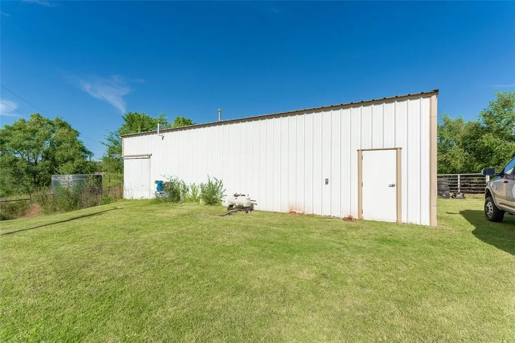 Photo 45 — 22609 E 1000 Road, Arapaho, OK 73620