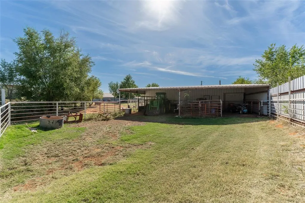 Photo 47 — 22609 E 1000 Road, Arapaho, OK 73620