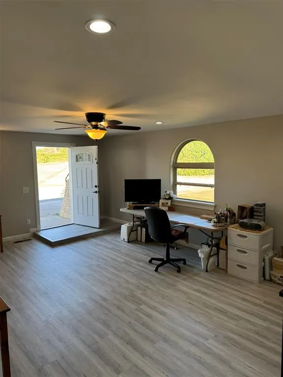 Photo 11 — 22526 E 1070 Road, Clinton, OK 73601