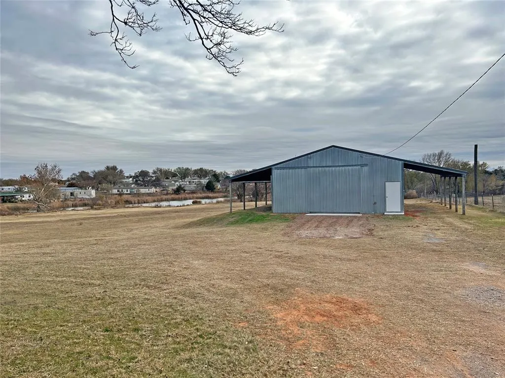 Photo 45 — 22526 E 1070 Road, Clinton, OK 73601