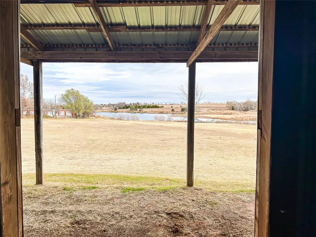 Photo 48 — 22526 E 1070 Road, Clinton, OK 73601