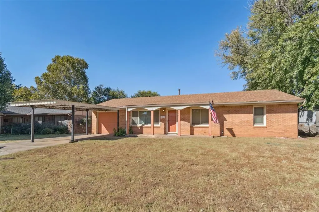 Photo 2 — 6005 NW 58th Terrace, Oklahoma City, OK 73122