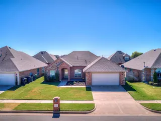 Sold home at 1004 SW 140th Street