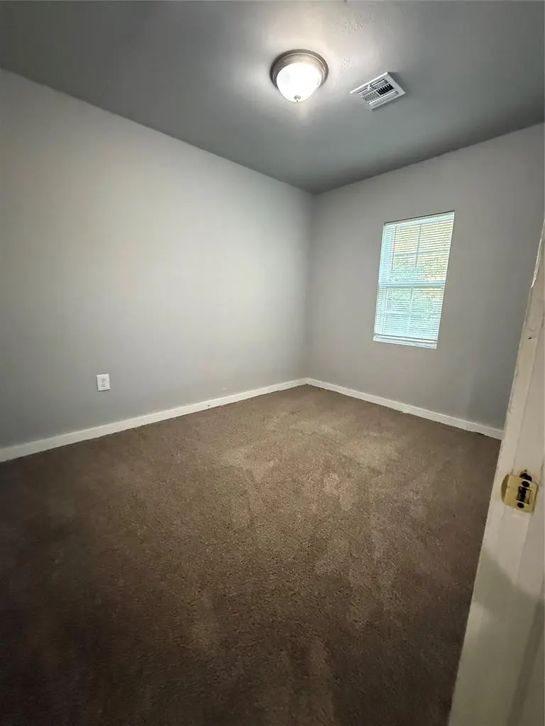 Photo 11 — 2906 S Santa Fe Avenue, Oklahoma City, OK 73109