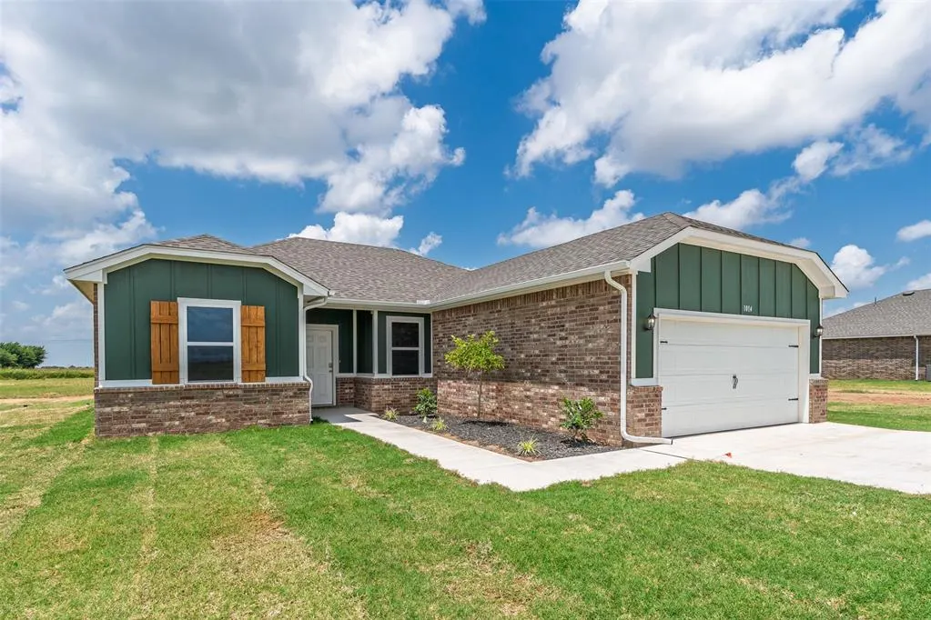 Photo 37 — 1014 Prairie Drive, Tuttle, OK 73089