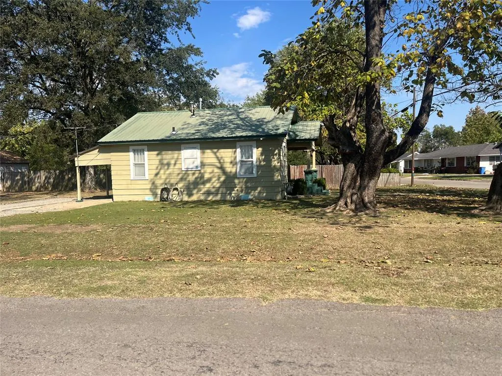 Photo 15 — 602 NW 1st Street, Checotah, OK 74426