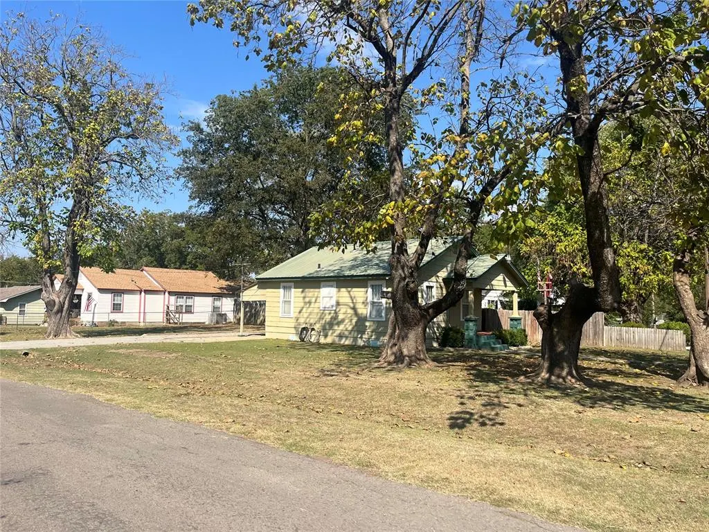 Photo 16 — 602 NW 1st Street, Checotah, OK 74426
