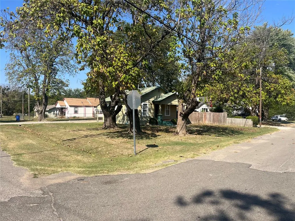 Photo 17 — 602 NW 1st Street, Checotah, OK 74426