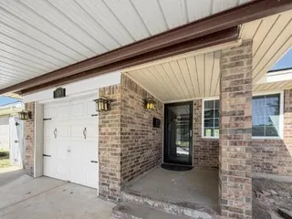 Sold home at 819 NW 1ST Street