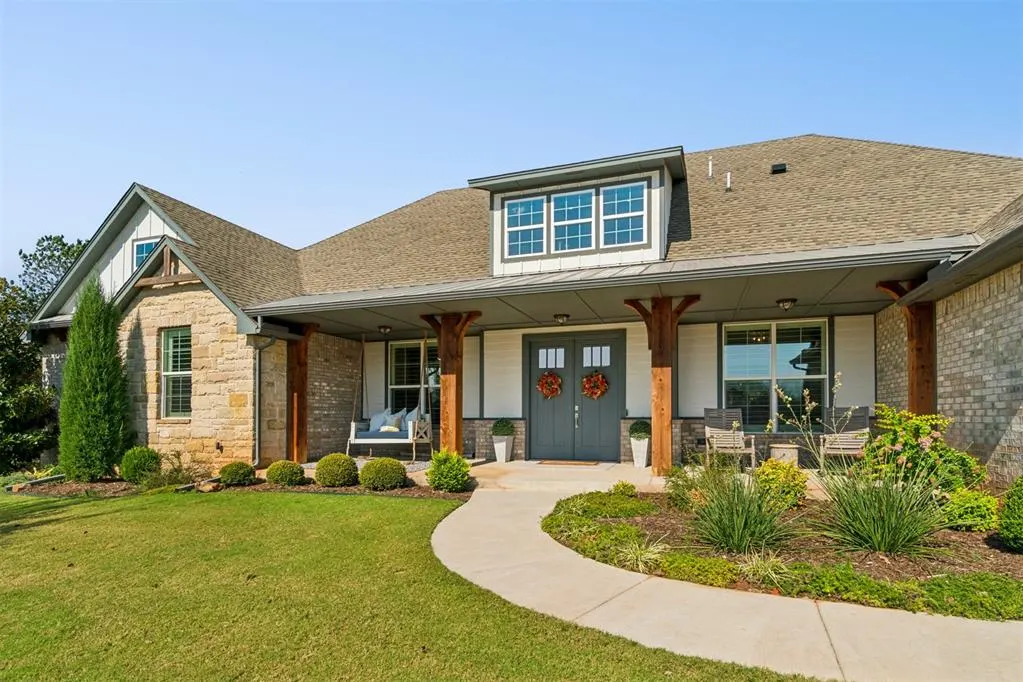 Photo 3 — 3205 Caleb Court, Moore, OK 73165