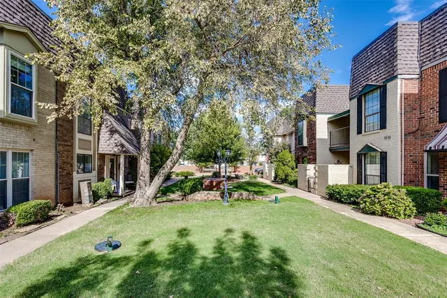 Photo 4 — 7817 Old Hickory Lane, Oklahoma City, OK 73116