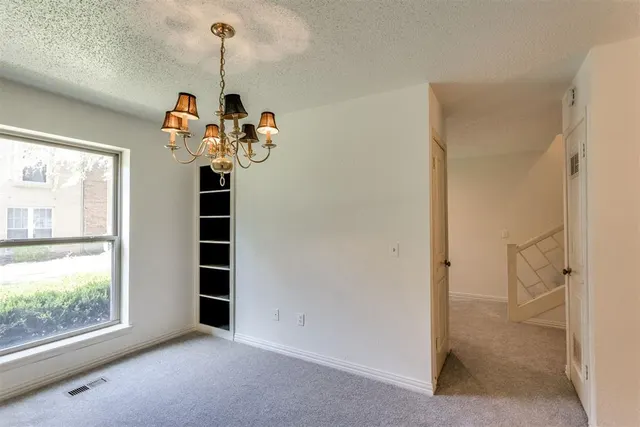 Photo 8 — 7817 Old Hickory Lane, Oklahoma City, OK 73116