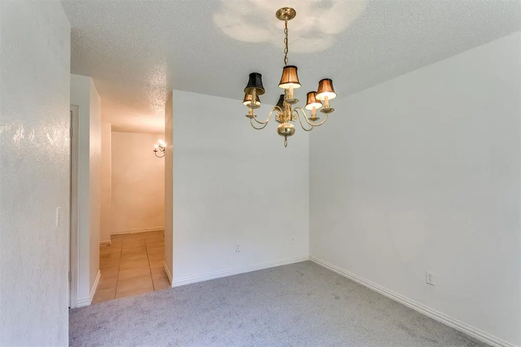 Photo 10 — 7817 Old Hickory Lane, Oklahoma City, OK 73116