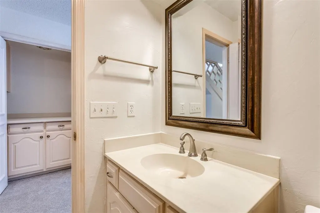 Photo 20 — 7817 Old Hickory Lane, Oklahoma City, OK 73116