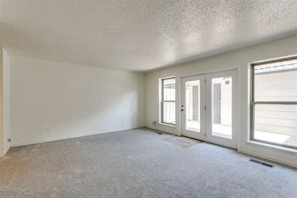 Photo 25 — 7817 Old Hickory Lane, Oklahoma City, OK 73116