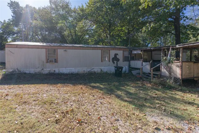 Photo 2 — 29967 Bryton Place, Tecumseh, OK 74873