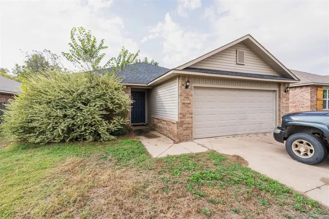 Photo 2 — 400 NE 17th Place, Newcastle, OK 73065