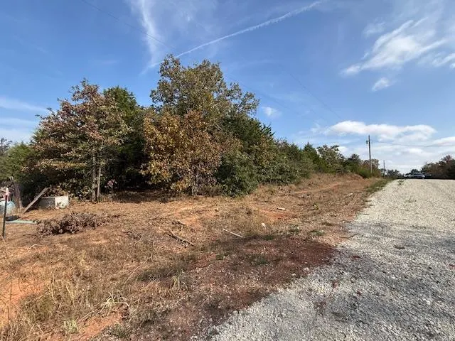 Photo 4 — 11 West Street, Noble, OK 73068