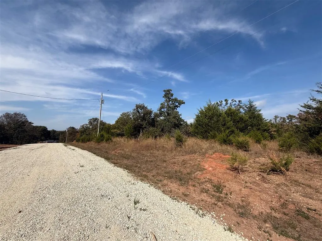 Photo 2 — 12 West Street, Noble, OK 73068