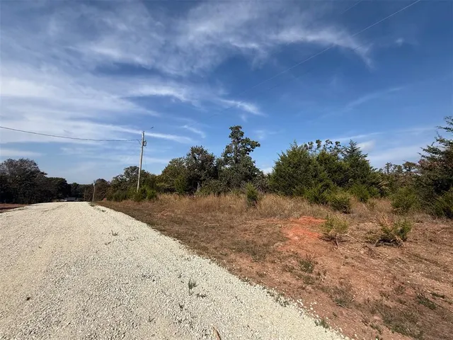 Photo 2 — 12 West Street, Noble, OK 73068