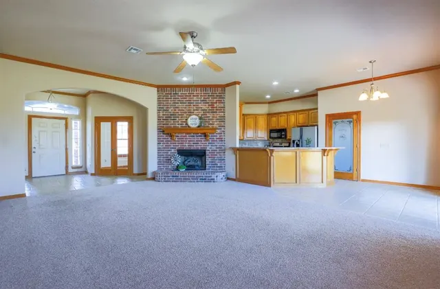 Photo 5 — 129 Lake Shore Drive, Shawnee, OK 74804