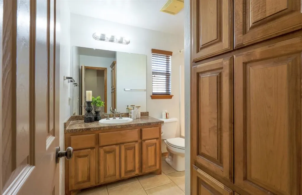Photo 34 — 129 Lake Shore Drive, Shawnee, OK 74804