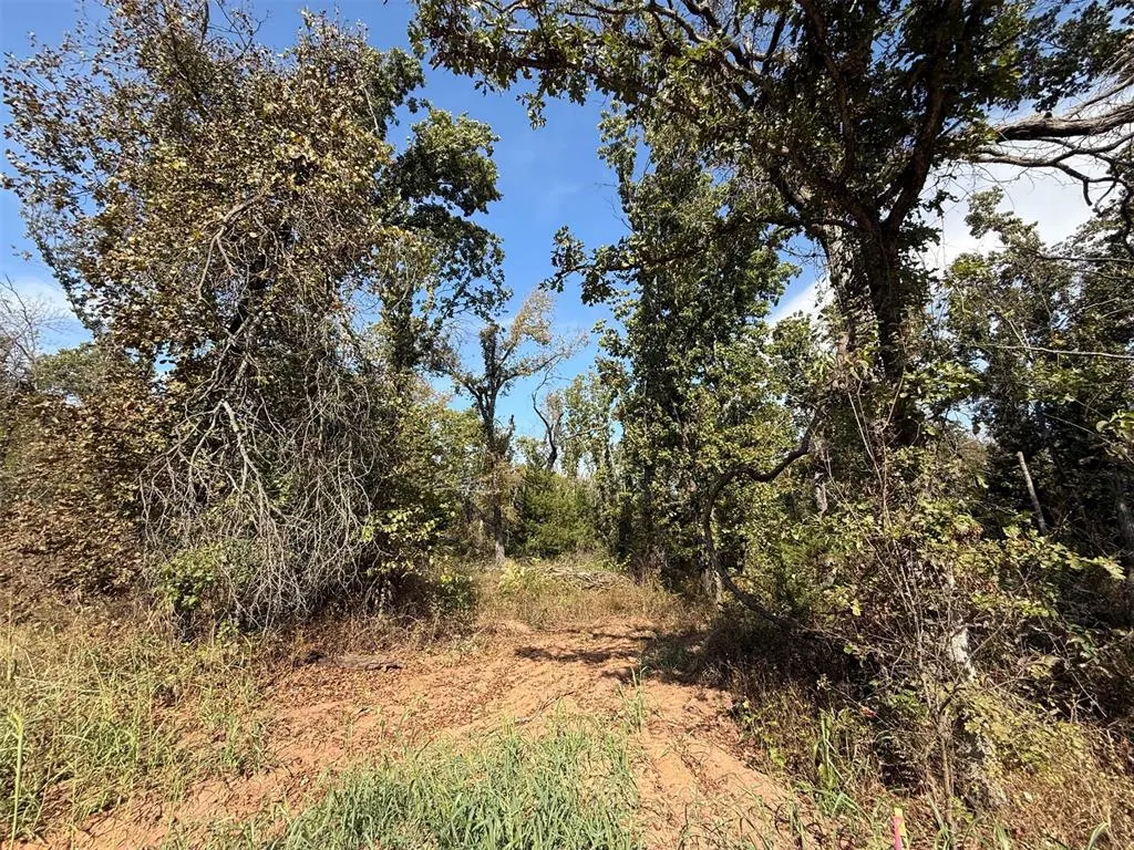 Photo 2 — 14 West Street, Noble, OK 73068